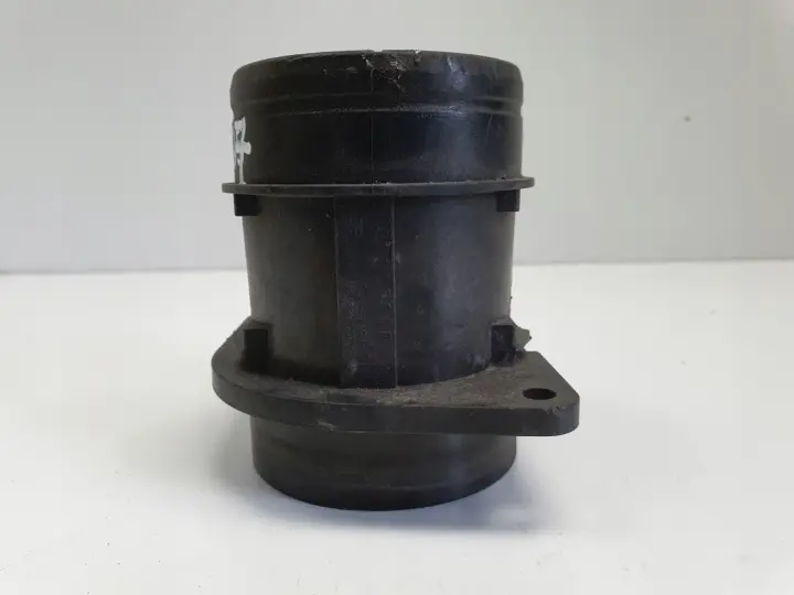 VW Passat B7 2.0 TDI PRZEPŁYWOMIERZ POWIETRZA 04L906461B 5WK98102