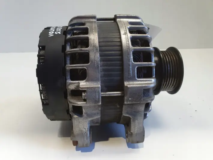Volvo V90 II 2.0 D3 ALTERNATOR 30659580