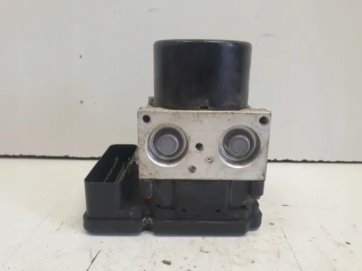 Volvo V70 III S80 II POMPA ABS hamulcowa 31329139