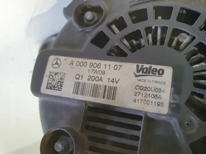 Mercedes W213 E63S AMG 4.0 V8 ALTERNATOR valeo A0009061107 200A