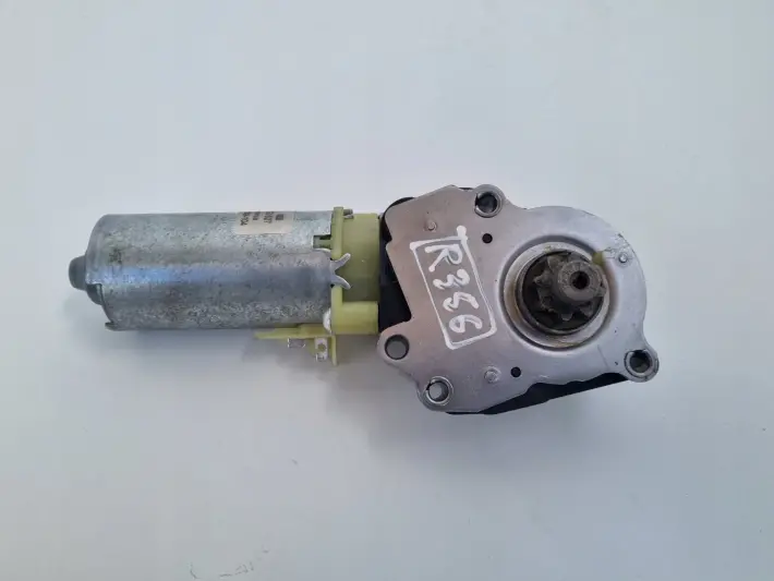 Volvo VOLVO V60 I S60 II XC60 I LEWY SILNICZEK FOTELA 0130002527