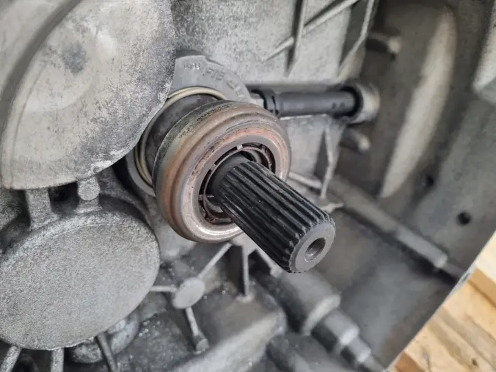 Volvo S80 II V70 III 2.4 D5 SKRZYNIA BIEGÓW 6G9R-7002-LF
