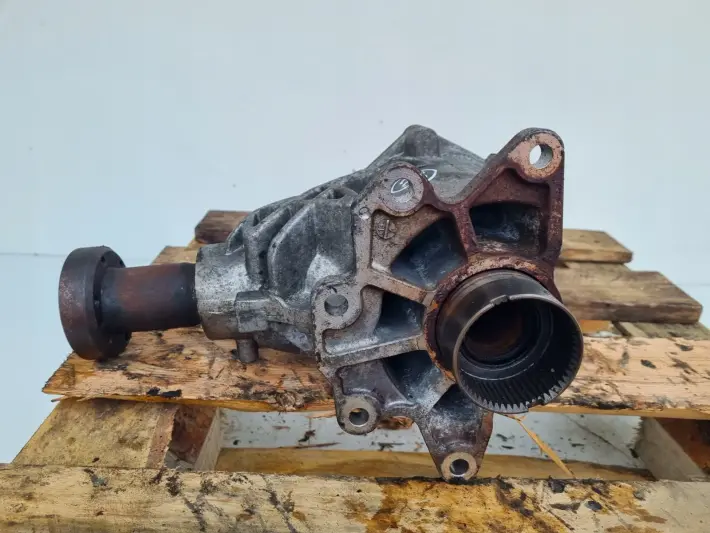 Volvo XC70 III 2.4 D5 REDUKTOR SKRZYNI BIEGÓW 10330563