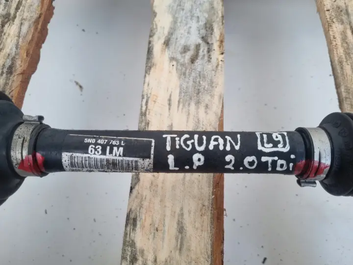 Vw Tiguan 2.0 TDI PRZEDNIA LEWA PÓŁOŚ półośka lewy przód 5N0407763L