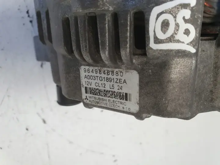 Citroen C4 Picasso 1.8 16V ALTERNATOR 9649846880
