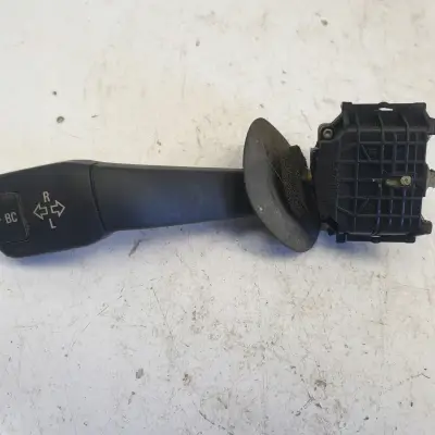 BMW E39 PRZEŁĄCZNIK KIERUNKOWSKAZÓW 8352172