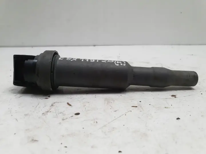 BMW E87 E90 2.0 i CEWKA ZAPŁONOWA 0221504471 bosch