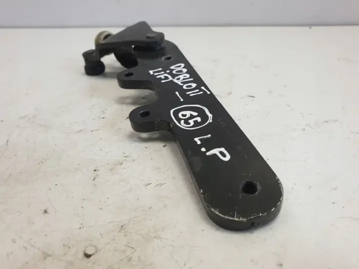 Fiat Doblo II lift ROLKA DRZWI PRZESUWNYCH dolna