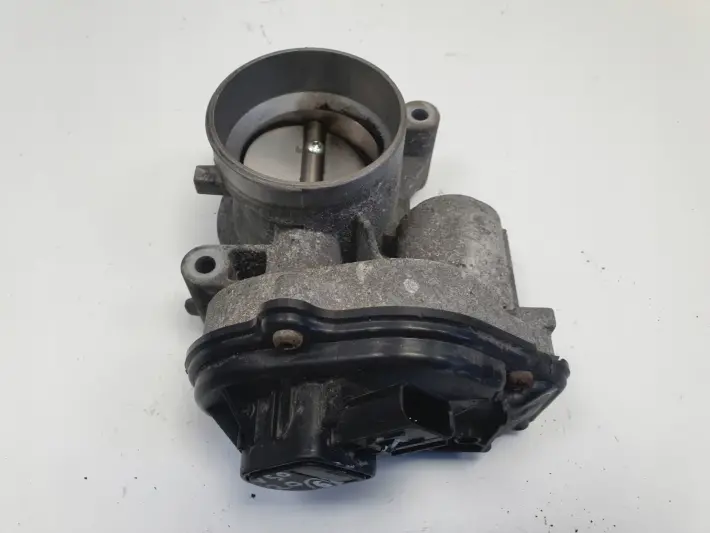 Ford C-MAX 1.8 16V PRZEPUSTNICA VP4F9U-9E928-AC
