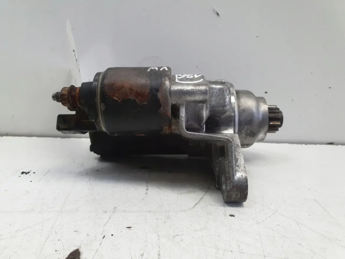 VW Polo IV 1.2 6V ROZRUSZNIK 0001120400 bosch