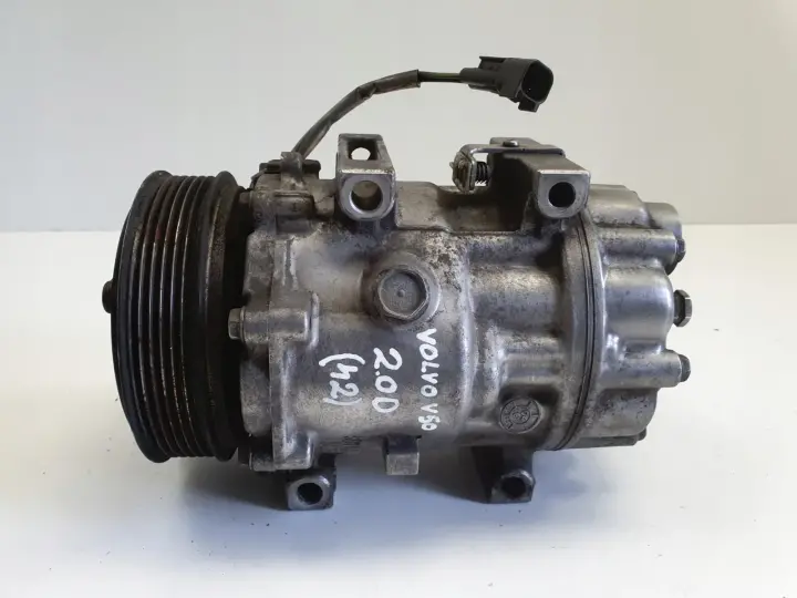 Volvo S40 II V50 2.0 D SPRĘŻARKA KLIMATYZACJI 3M5H-19D629-HC
