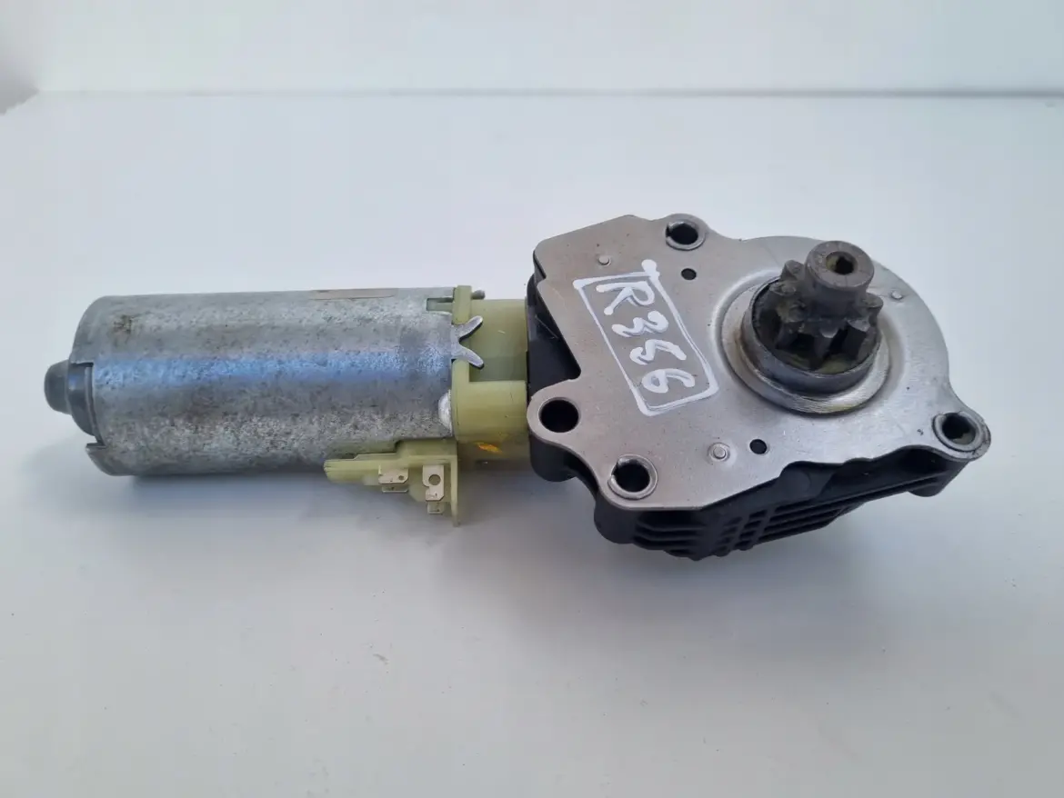 Volvo VOLVO V60 I S60 II XC60 I LEWY SILNICZEK FOTELA 0130002527