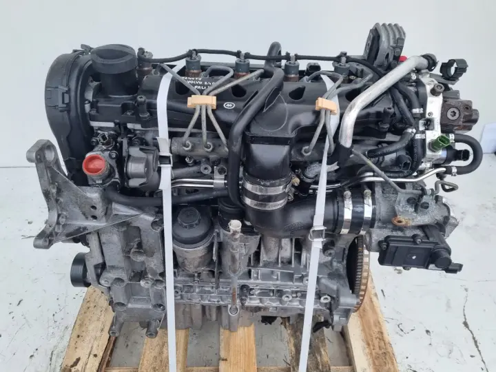 SILNIK BEZ OSPRZĘTU Volvo XC70 II 2.4 D D5 DIESEL 163KM pali D5244T D5244T5
