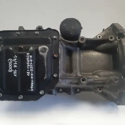 Hyundai i30 1.4 1.6 16V MISKA OLEJOWA oleju 21135-2B000