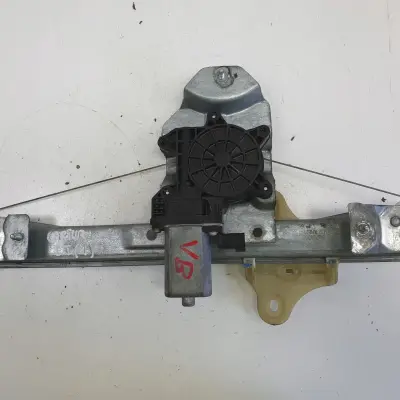 Renault Captur PODNOŚNIK SZYBY lewy tył kierowcy MECHANIZM 128001472B