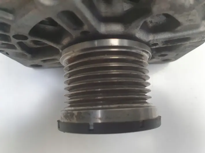 Renault Trafic II 2.0 DCI ALTERNATOR