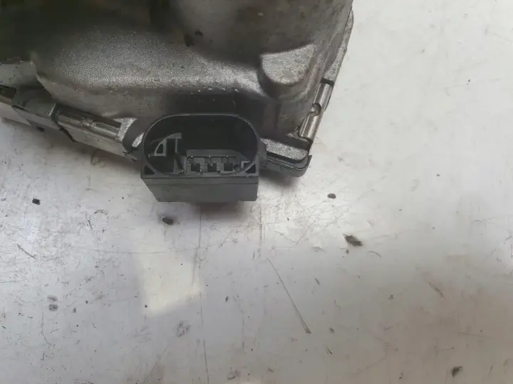Volvo S60 II V60 2.0 D D3 PRZEPUSTNICA 31216665 bosch 0280750520
