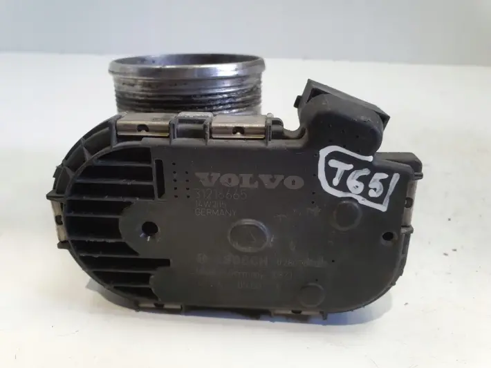 Volvo S40 II V50 2.4 D5 PRZEPUSTNICA 31216665 0280750520