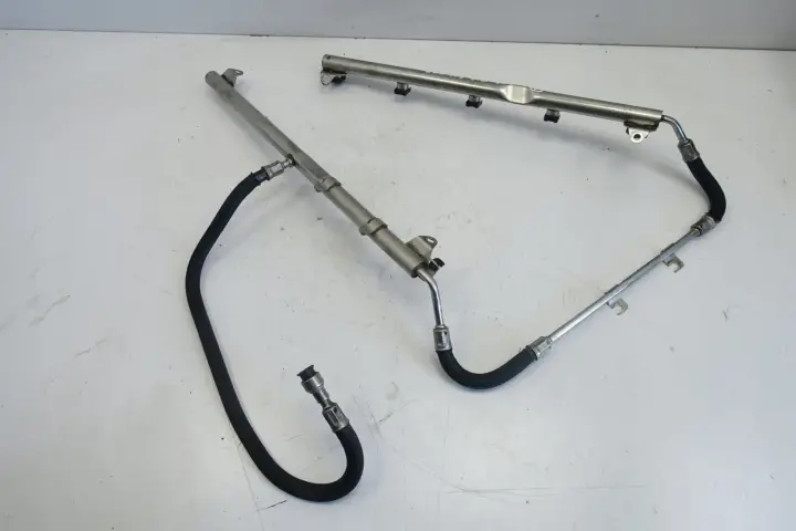 BMW E60 M5 5.0 V10 LISTWA WTRYSKOWA paliwa 7834120
