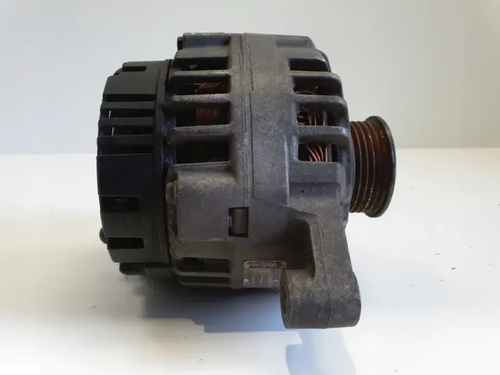 Audi A6 C5 VW Passat B5 1.8 T ALTERNATOR Valeo 06B903016D 90A