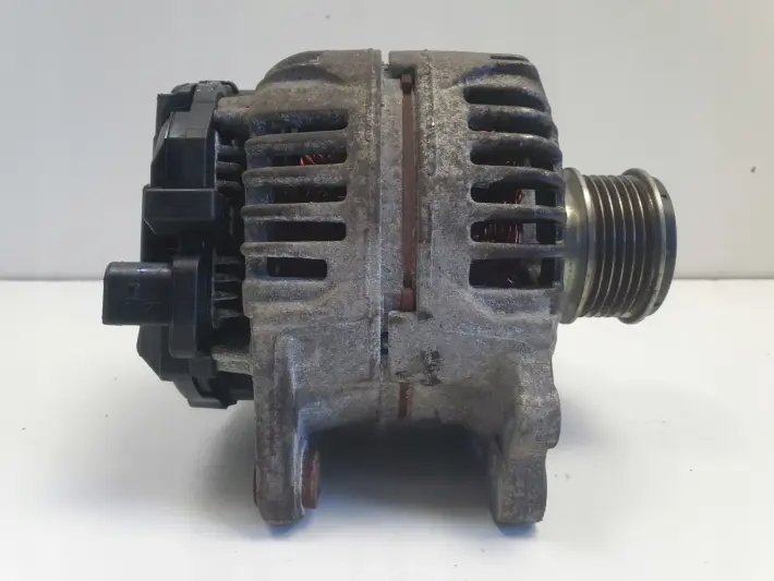 VW Golf V 2.0 SDI ALTERNATOR Bosch 06F903023D 110A