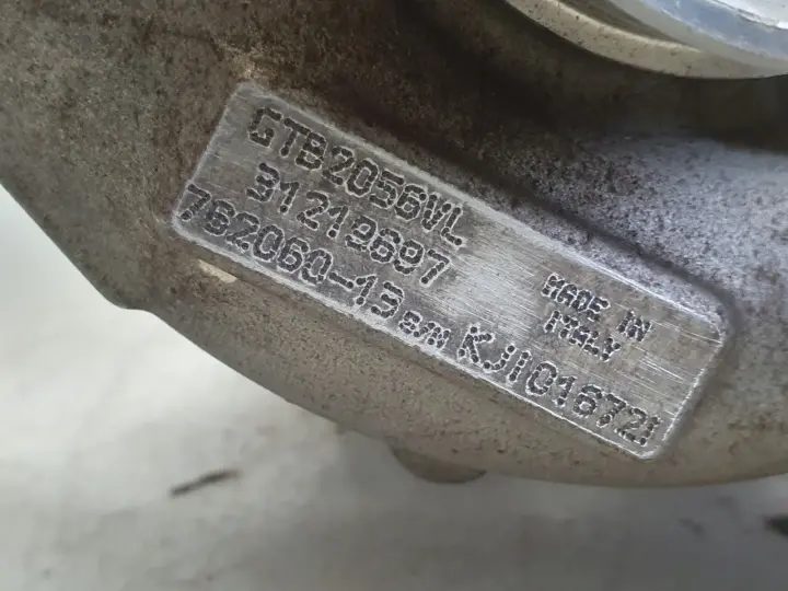 Volvo S80 II V70 III 2.4 D5 TURBOSPRĘŻARKA turbo 31219697