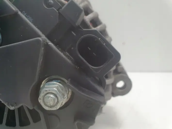 Mercedes SL R230 3.7 B ALTERNATOR