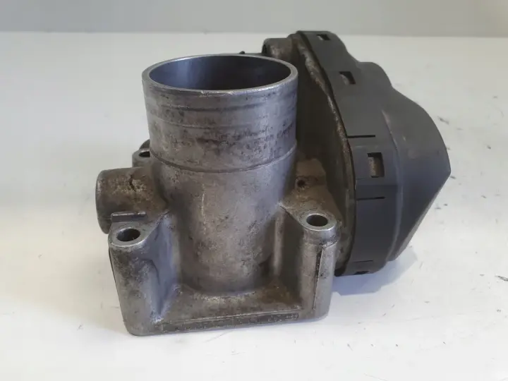 Seat Cordoba II 1.4 16V PRZEPUSTNICA 036133062B