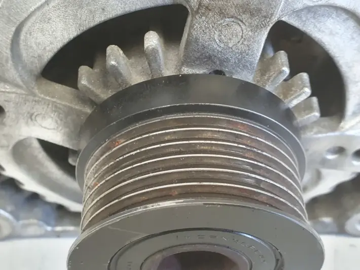 Mazda 3 II BL 1.6 D ALTERNATOR 3M5T-10300-YD