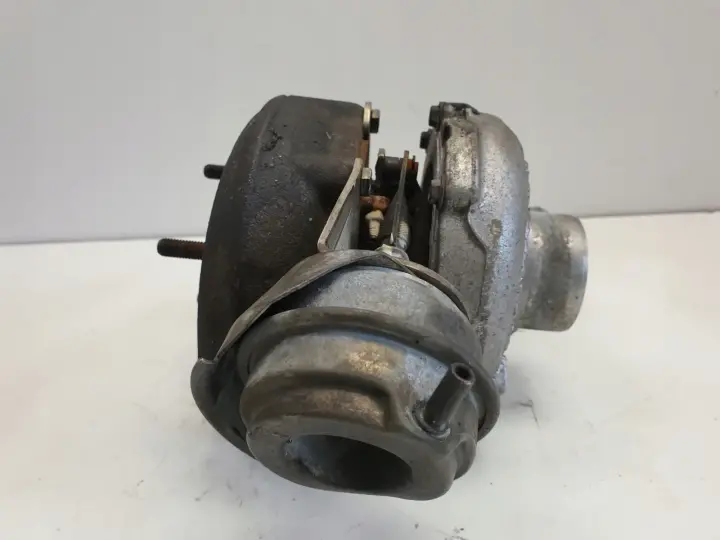 Audi A6 C5 2.5 TDI V6 TURBOSPRĘŻARKA 059145701S