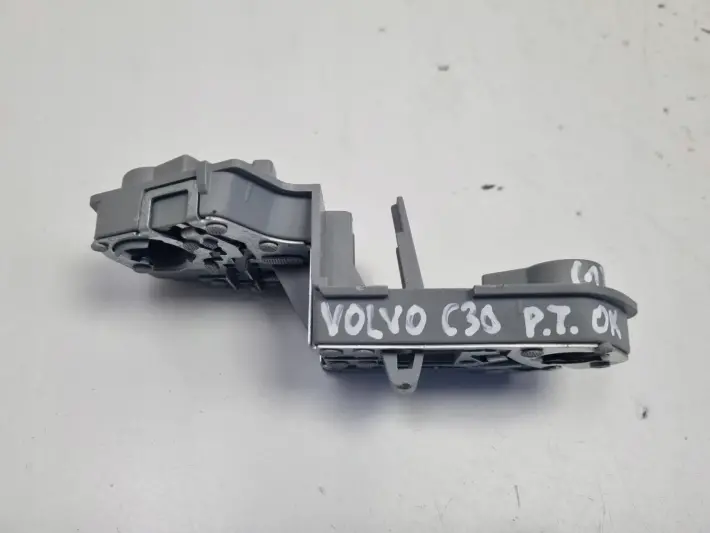 Volvo C30 WKŁAD TYLNEJ LAMPY ŻARÓWKI TYLNEJ PRAWEJ PRAWY TYŁ