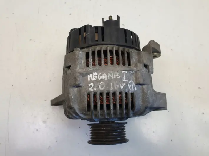 Renault Megane I 2.0 16V ALTERNATOR valeo 110A