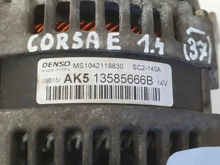 Opel Corsa E 1.4 16V ALTERNATOR 13585666B denso