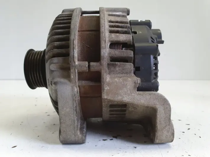Range Rover III L322 3.0 D ALTERNATOR YLE500180