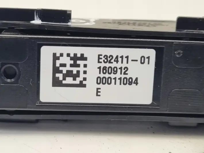 Renault Scenic IV Megane IV PANEL FOTELI Przełącznik E32411-01