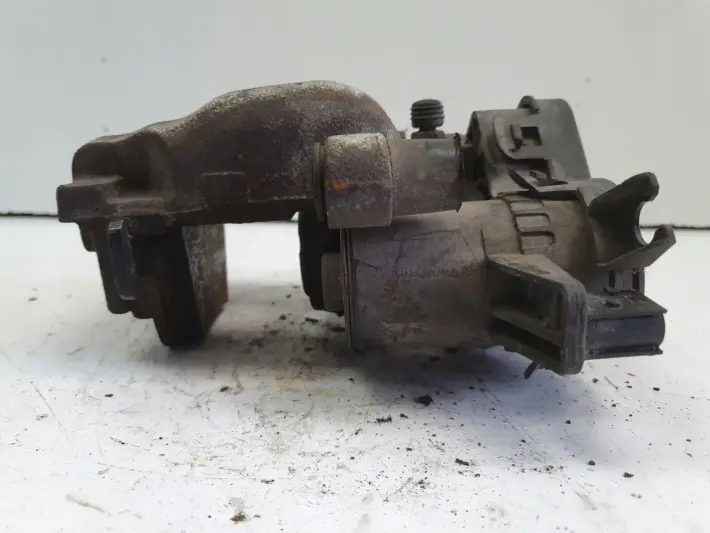 Volvo XC60 II TYLNY ZACISK HAMULCOWY lewy tył KIEROWCY 31687554 32217353