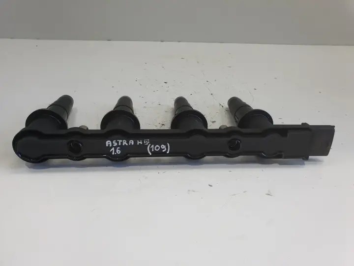 Opel Astra III H 1.6 16V CEWKA ZAPŁONOWA