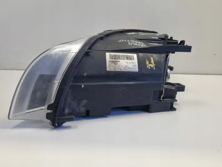 Volvo S80 II V70 III 06-16r PRZEDNIA LAMPA PRAWA PRAWY PRZÓD skręt 31283916