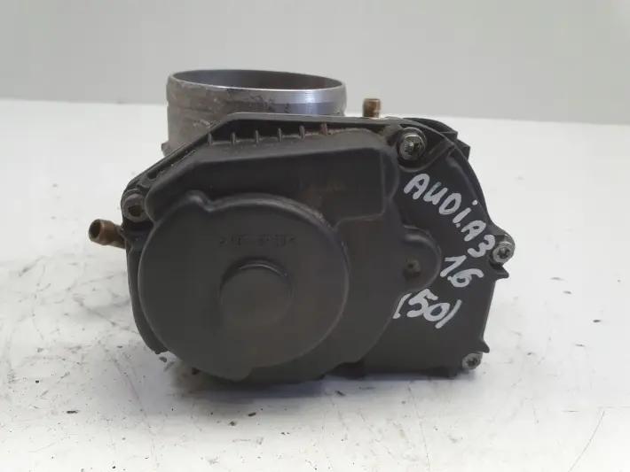 Audi A3 8L 1.6 8V PRZEPUSTNICA 06A133064J