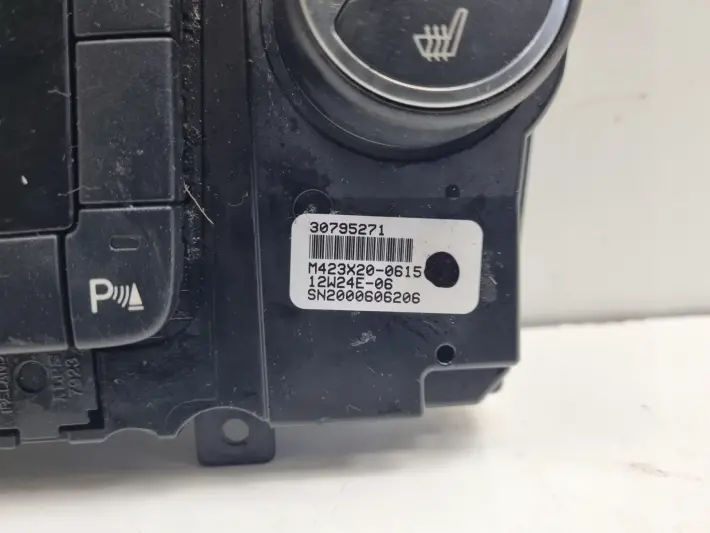 Volvo S60 II V60 I PANEL KLIMATYZACJI Nawiewu radia 30795271