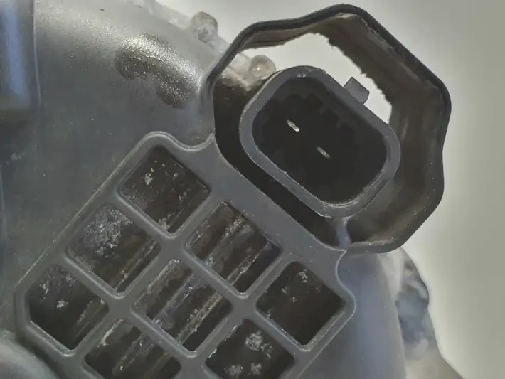 Opel Astra IV J 1.6 16V ALTERNATOR 13502595 BG 100A