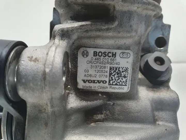 Volvo XC60 2.0 D3 POMPA WTRYSKOWA 0445010681
