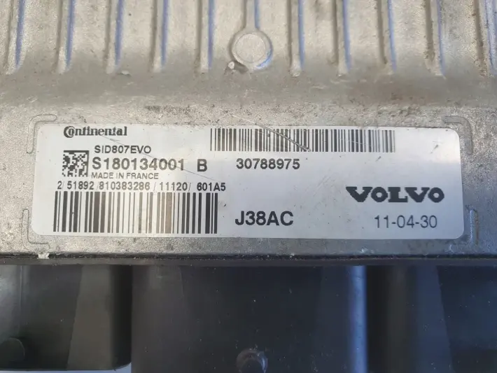 Volvo V50 1.6 D KOMPUTER SILNIKA sterownik 30788975 S180134001B