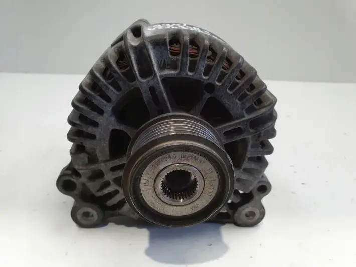 Audi A3 II 8P 2.0 TFSI ALTERNATOR 06F903023C valeo