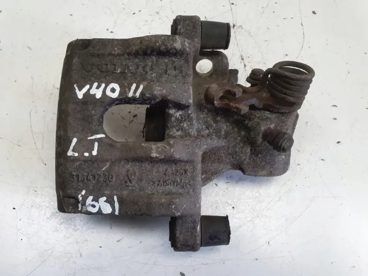 Volvo V40 II ZACISK HAMULCOWY Lewy tył kierowcy 31341230