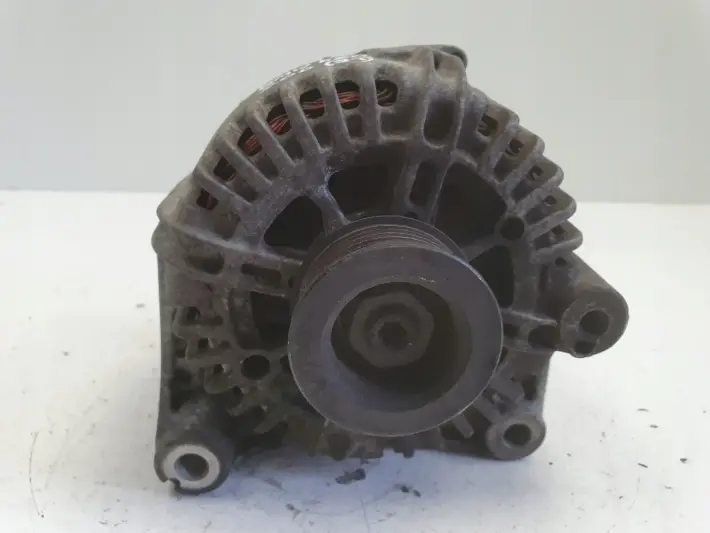 BMW E87 E90 2.0 D ALTERNATOR valeo 7799180 150A