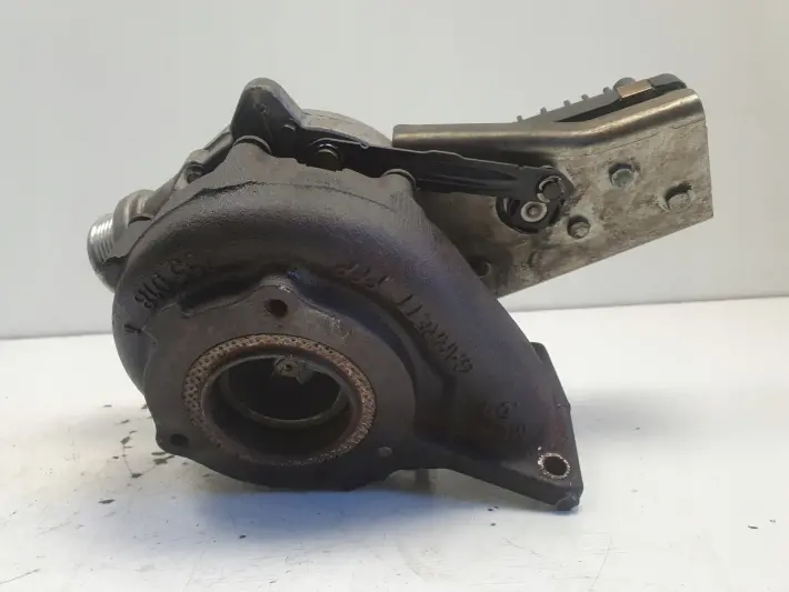 Volvo XC90 2.4 D5 TURBOSPRĘŻARKA turbo 30757080
