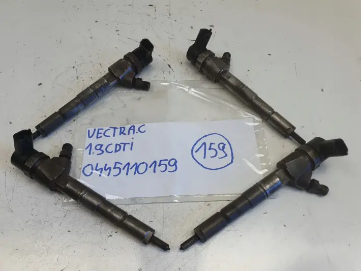Opel Astra III H Vectra C Signum 1.9 CDTI WTRYSKIWACZ wtrysk 0445110159