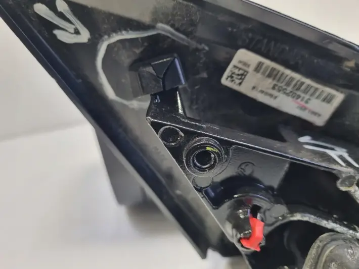 Volvo V60 I S60 II LIFT 10-18r LUSTERKO LEWE 10 kabli EUROPA podświetlany