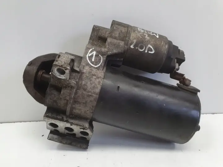 BMW X3 E83 2.0 D ROZRUSZNIK bosch 0001115069